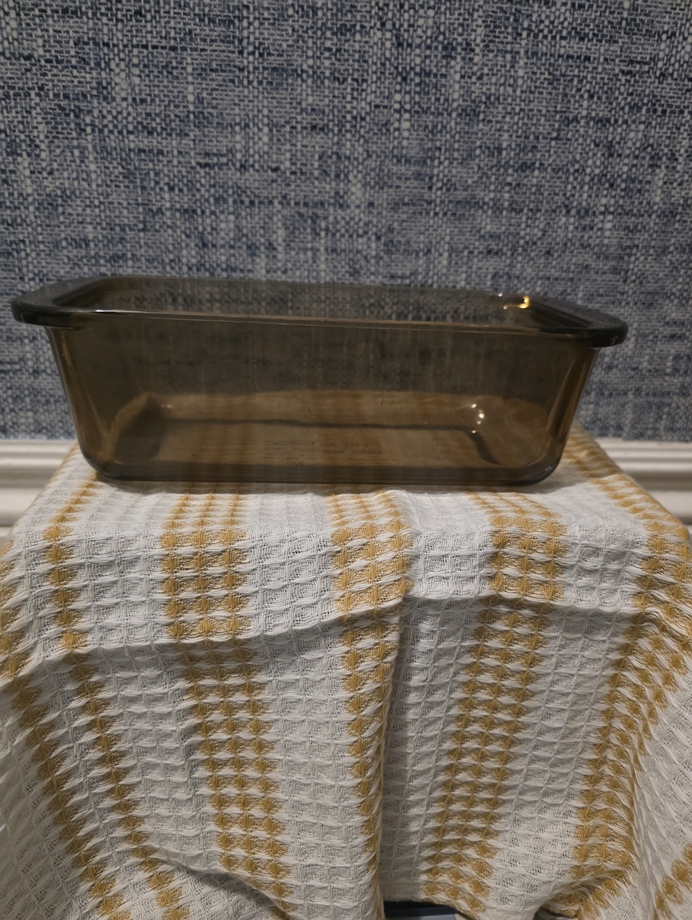Vintage Pyrex Loaf Pan (Amber/Smoky Glass)